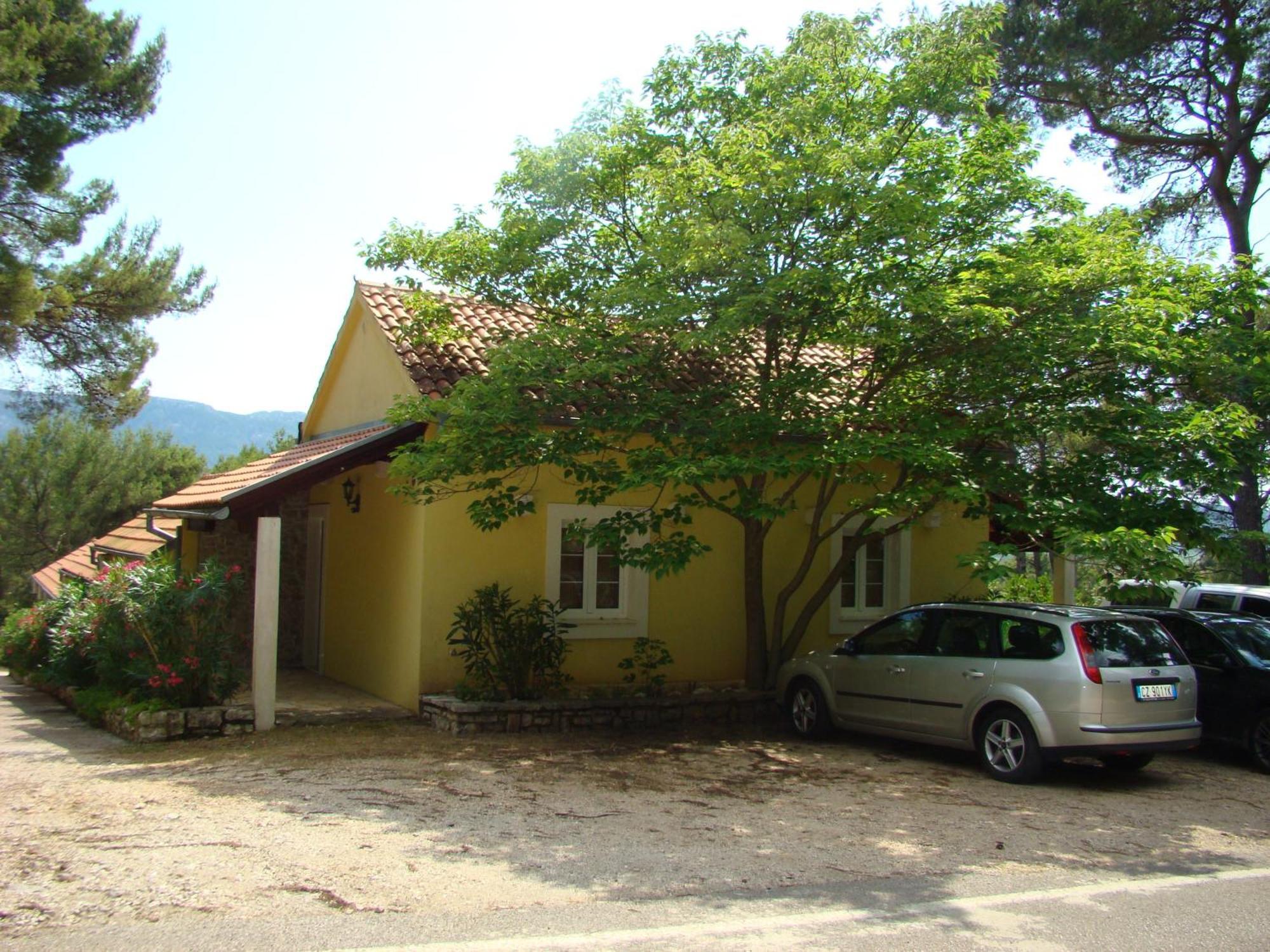 Villas Oleandri Vrboska Exterior photo